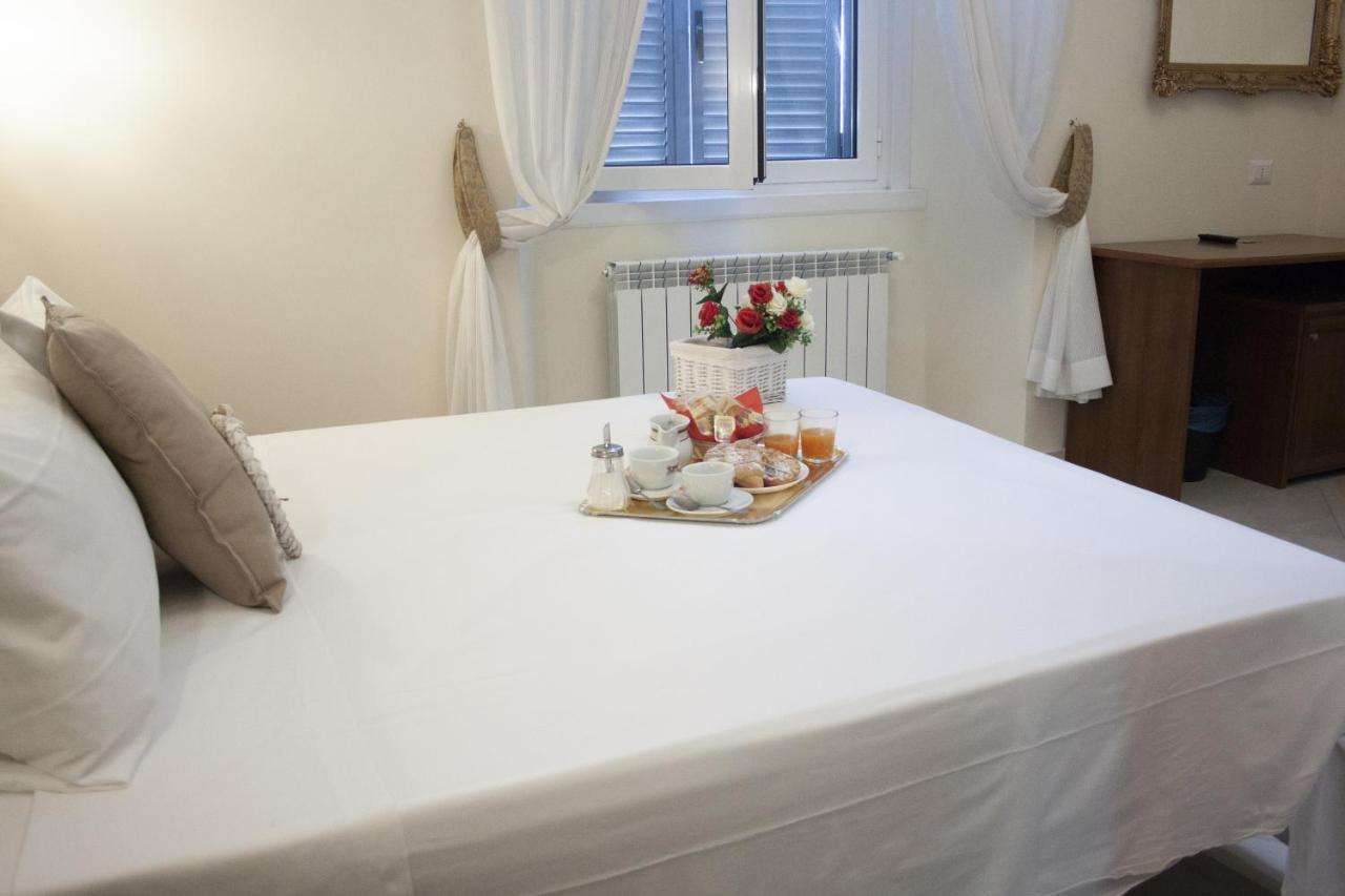 Suite Dal Conte Rome Exterior photo