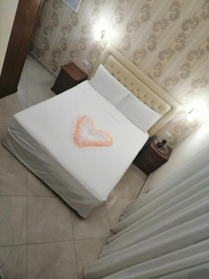 Suite Dal Conte Rome Exterior photo