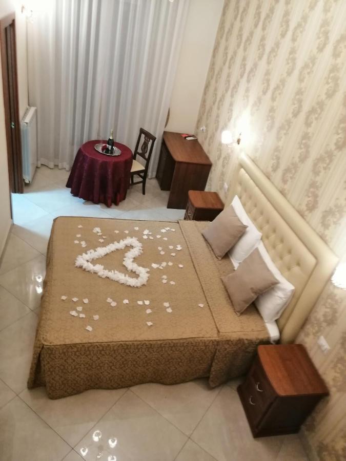 Suite Dal Conte Rome Exterior photo