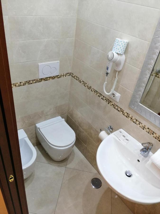 Suite Dal Conte Rome Exterior photo